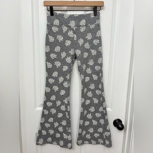 Gray Rose Print Fleece Lined Flare Leggings | SO | Girls L (10/12)